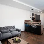 L&l Villa *