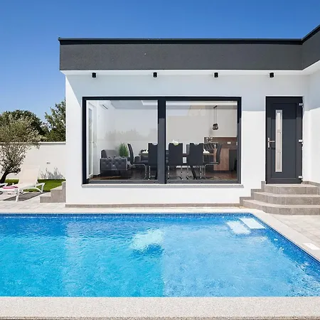 L&l Villa