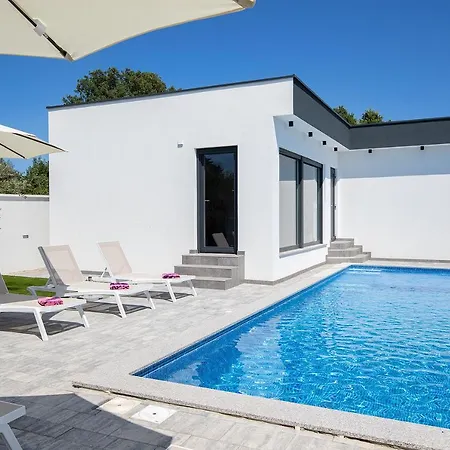 L&l Villa Medulin